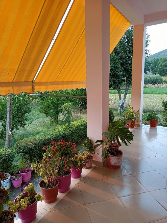 Guest House Fetie Berat Kültér fotó